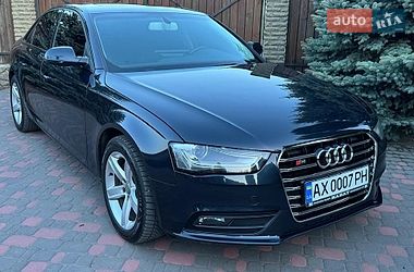 Седан Audi A4 2012 в Харькове