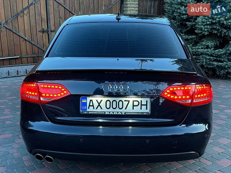 Седан Audi A4 2012 в Харькове