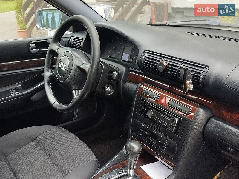 Седан Audi A4 2000 в Коломиї