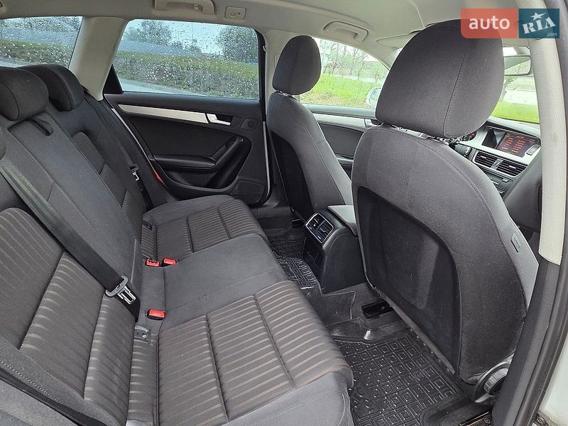 Универсал Audi A4 2010 в Львове