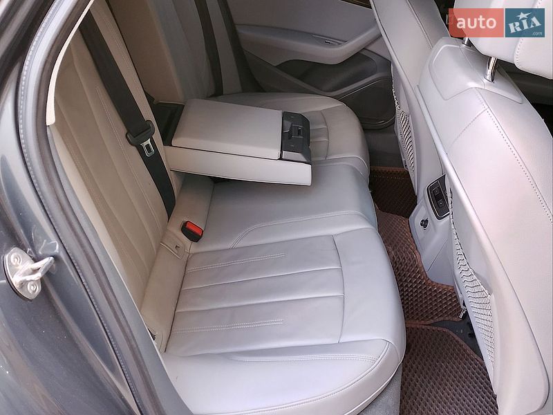 Седан Audi A4 2019 в Харкові