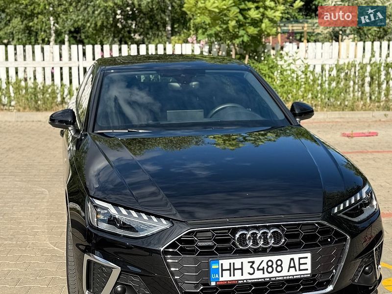 Седан Audi A4 2023 в Одессе