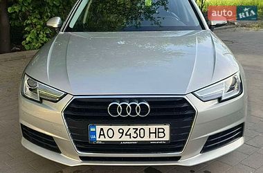 Седан Audi A4 2016 в Ужгороді