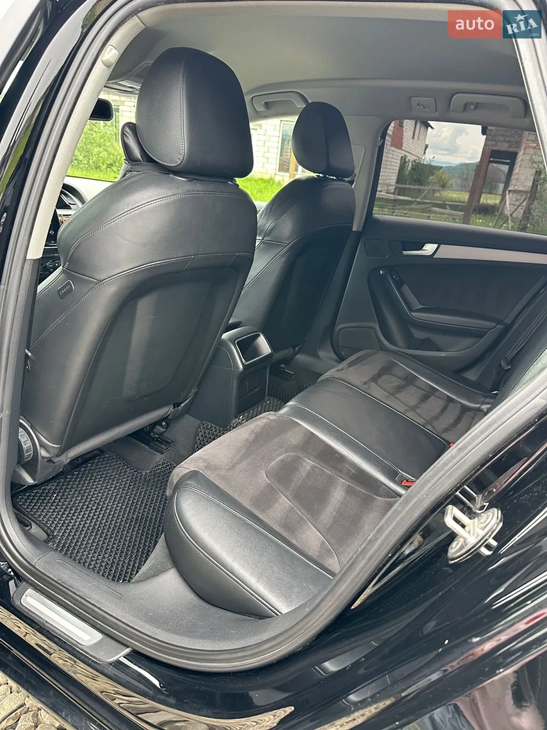 2012 Audi A4 - мініатюра 16