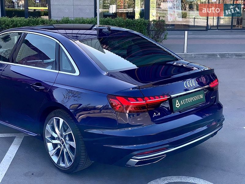 Седан Audi A4 2020 в Киеве