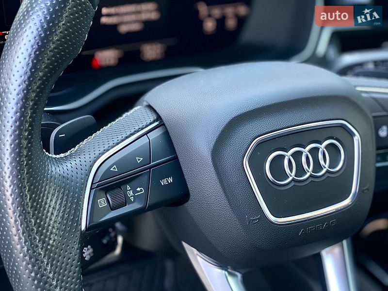 Седан Audi A4 2020 в Киеве