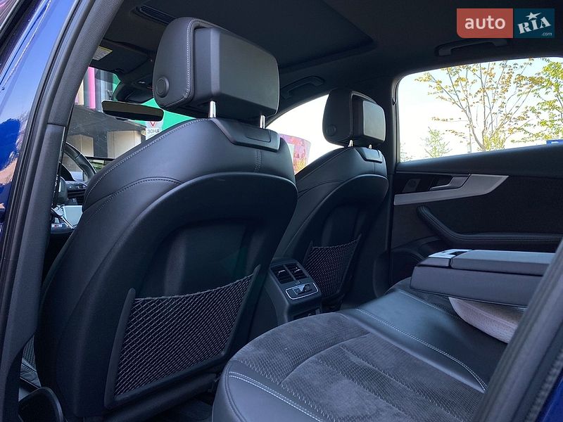 Седан Audi A4 2020 в Киеве