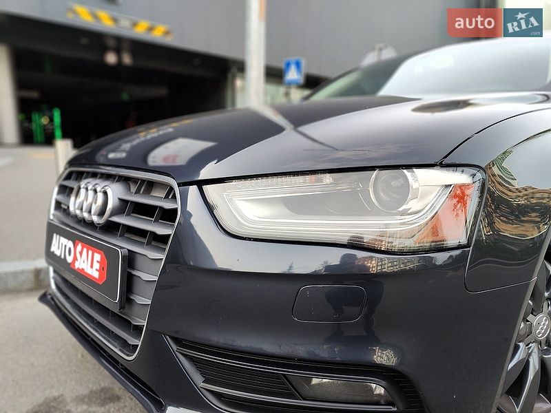 Седан Audi A4 2013 в Киеве