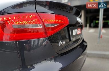 Седан Audi A4 2013 в Киеве