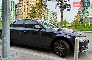 Седан Audi A4 2013 в Киеве