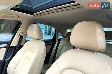 Седан Audi A4 2013 в Киеве