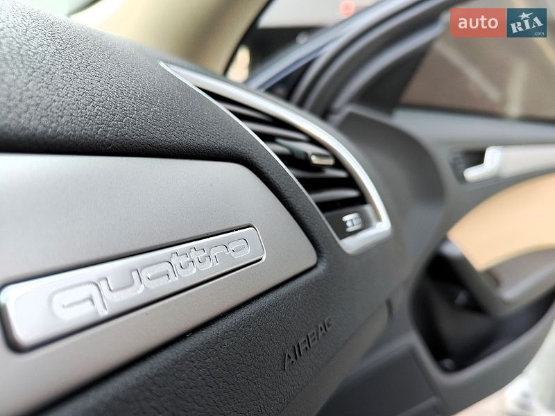 Седан Audi A4 2013 в Киеве