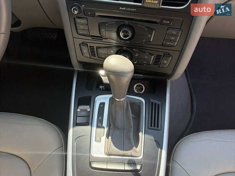 Седан Audi A4 2011 в Сумах