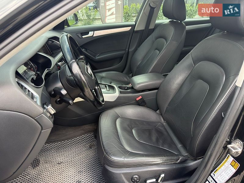 Седан Audi A4 2014 в Ужгороде