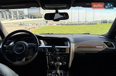 Седан Audi A4 2015 в Львове