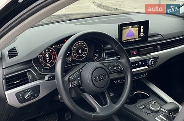 Седан Audi A4 2018 в Львове