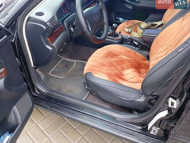 Седан Audi A4 1997 в Голованевске