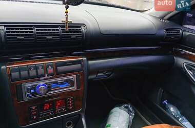 Седан Audi A4 1997 в Голованевске