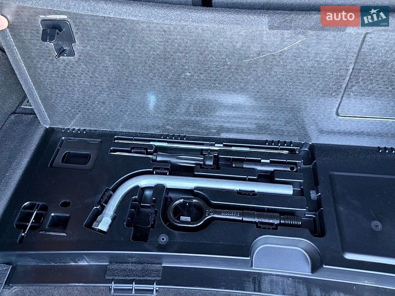 Универсал Audi A4 2009 в Днепре