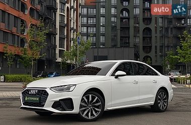 Седан Audi A4 2020 в Киеве