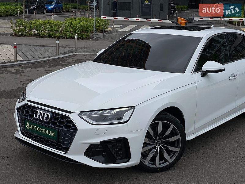 Седан Audi A4 2020 в Киеве