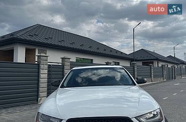 Седан Audi A4 2013 в Вараші