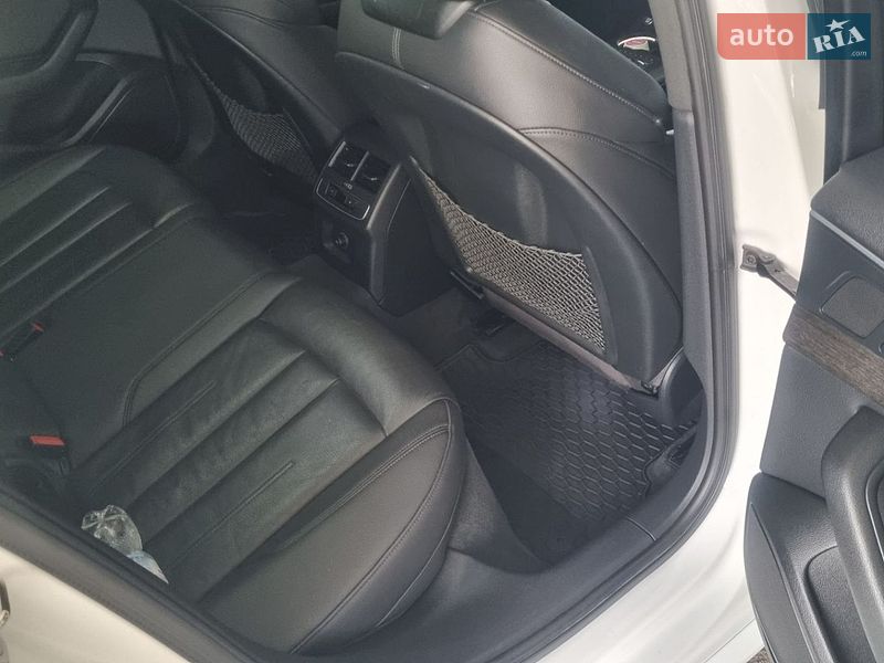 Седан Audi A4 2019 в Харькове