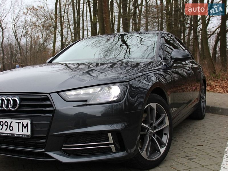 Седан Audi A4 2019 в Львове