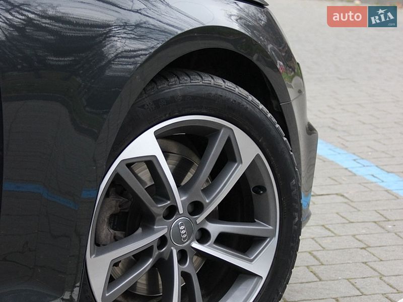 Седан Audi A4 2019 в Львове