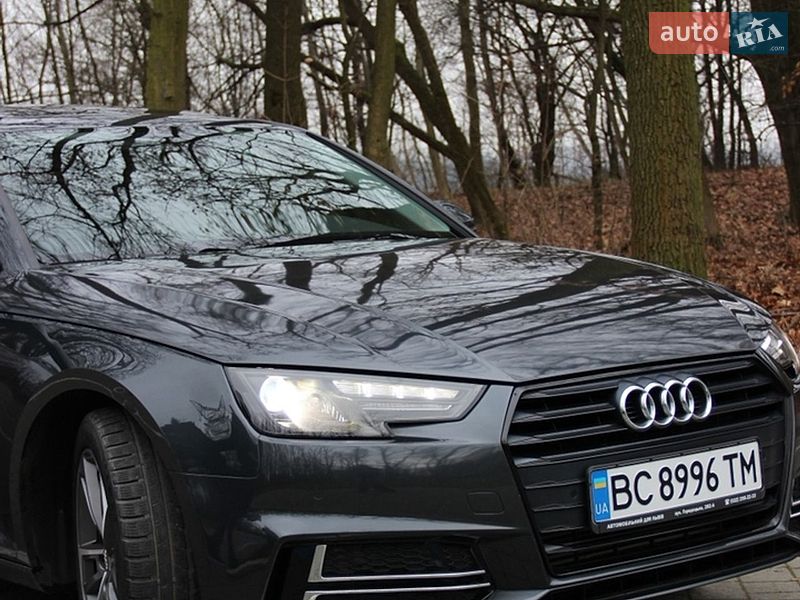 Седан Audi A4 2019 в Львове