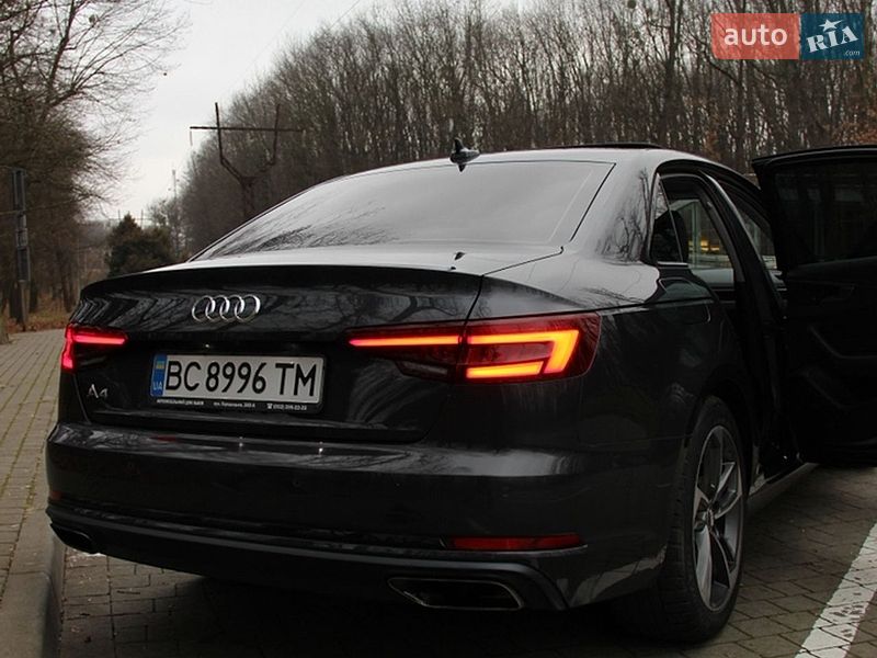 Седан Audi A4 2019 в Львове