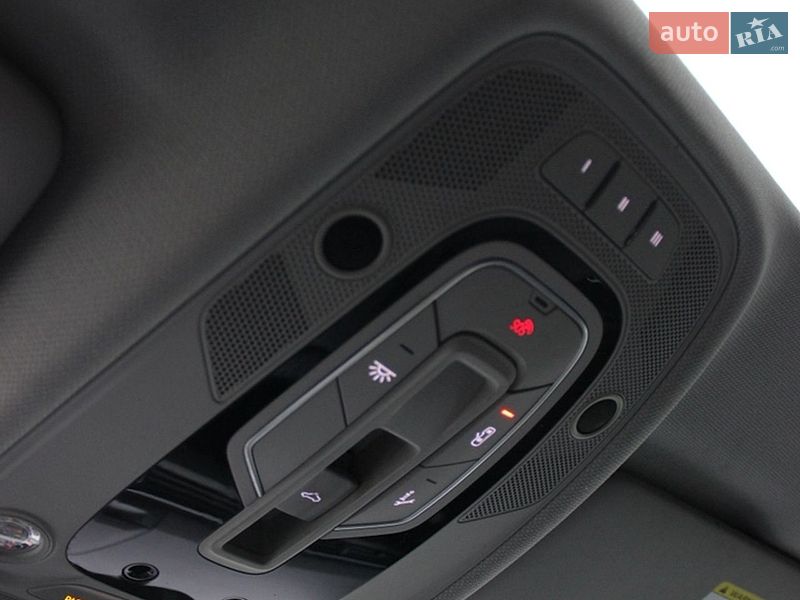 Седан Audi A4 2019 в Львове
