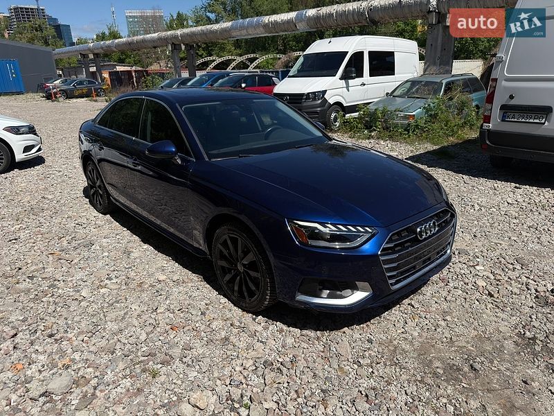 Седан Audi A4 2020 в Киеве