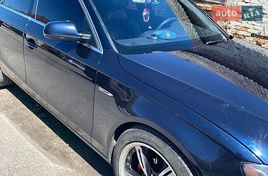 Седан Audi A4 2009 в Литине