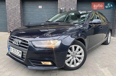 Седан Audi A4 2012 в Тернополе