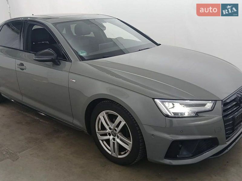 Седан Audi A4 2019 в Львові