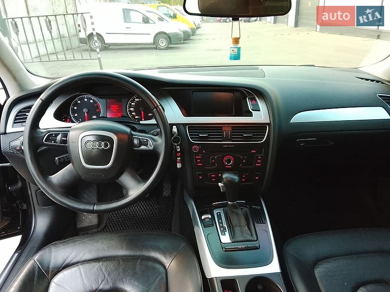 Седан Audi A4 2009 в Умани