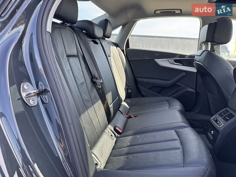 Седан Audi A4 2017 в Луцьку