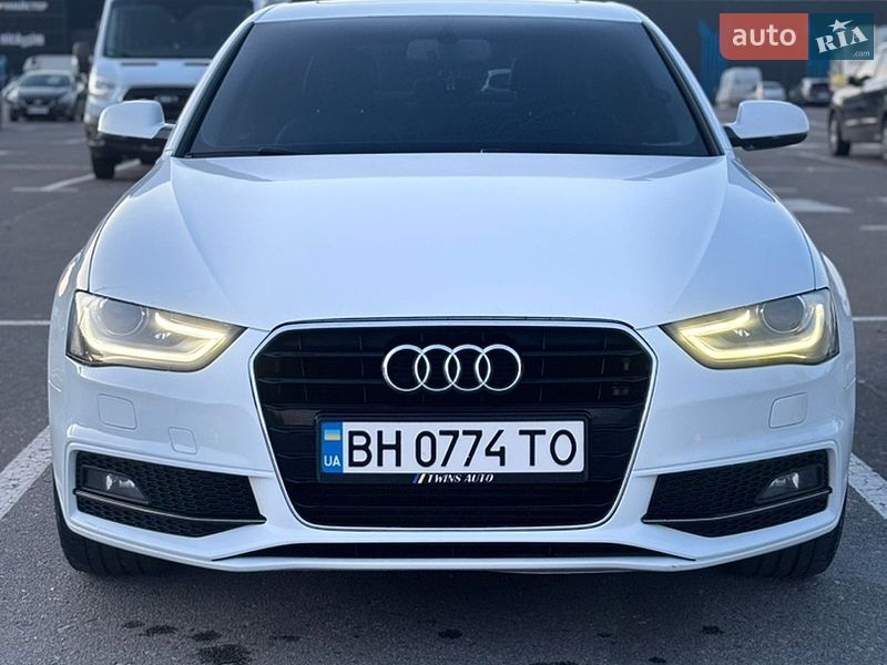 Седан Audi A4 2013 в Києві