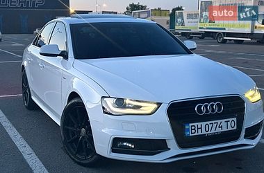 Седан Audi A4 2013 в Киеве