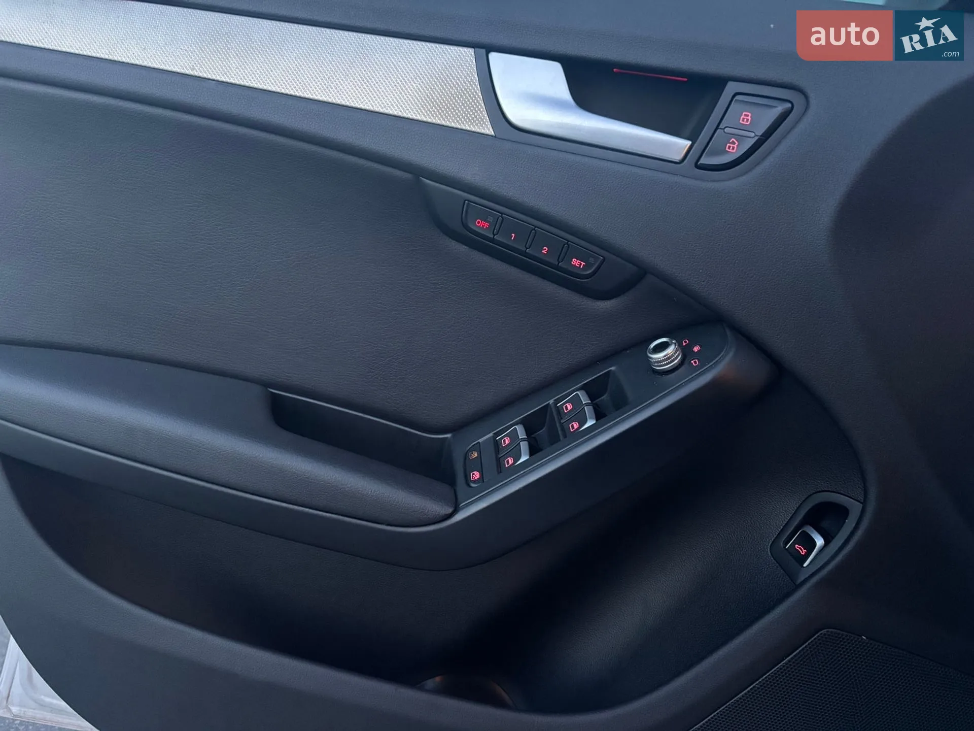 2013 Audi A4 - мініатюра 10