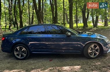 Седан Audi A4 2017 в Хмельницком