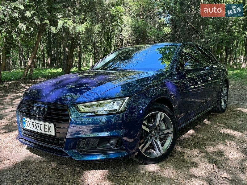 Седан Audi A4 2017 в Хмельницком