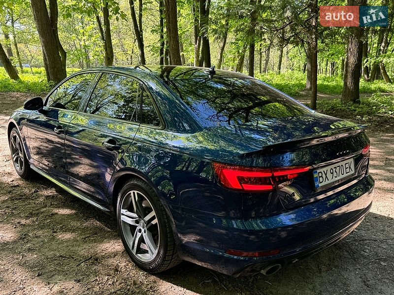 Седан Audi A4 2017 в Хмельницком