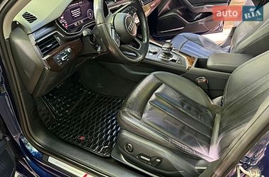 Седан Audi A4 2017 в Хмельницком