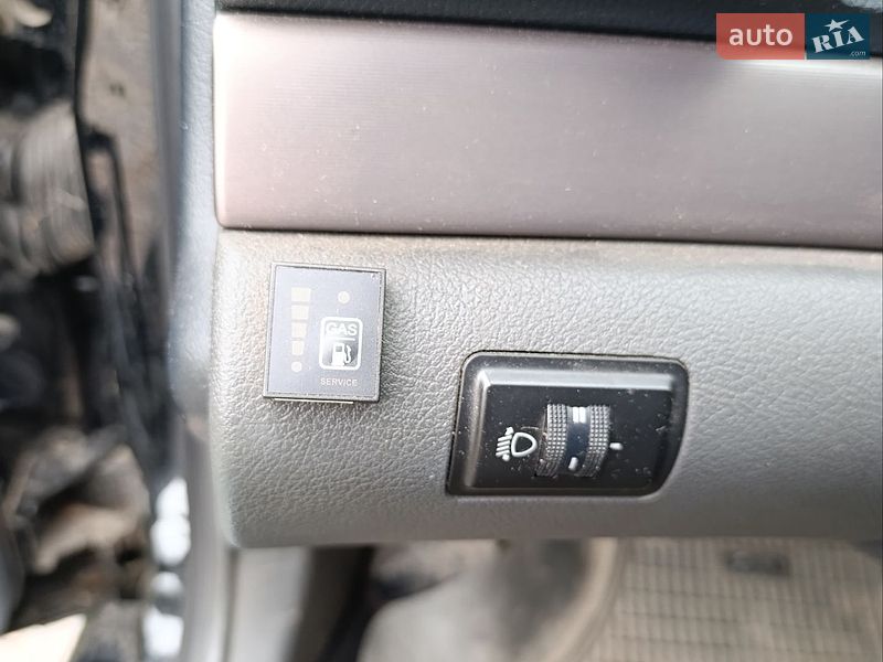 Седан Audi A4 2000 в Житомире
