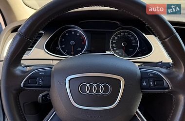 Седан Audi A4 2013 в Киеве