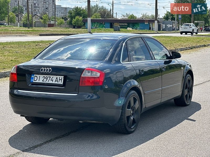 Седан Audi A4 2001 в Харькове