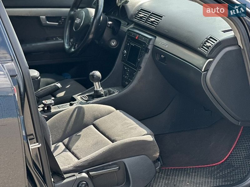 Седан Audi A4 2001 в Харькове
