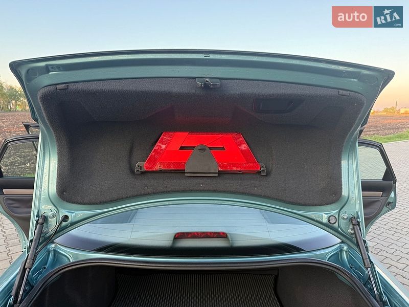 Седан Audi A4 1999 в Липовце